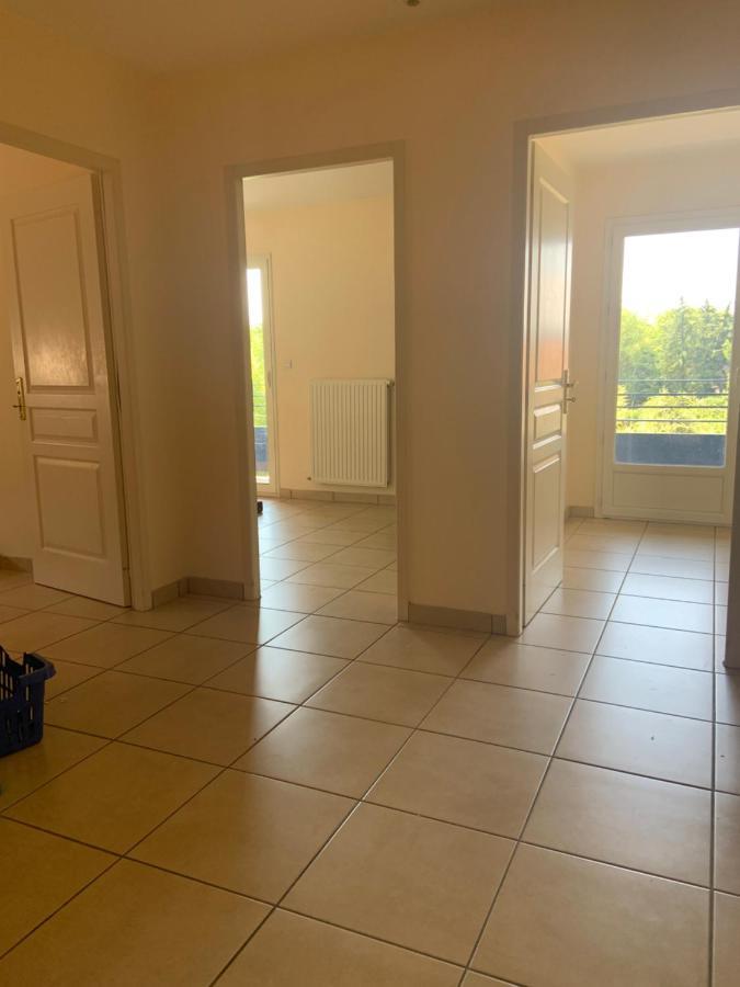 Klm Hotel Roussillon  Bagian luar foto
